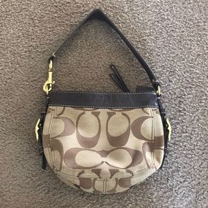 Small authentic Coach shoulder bag